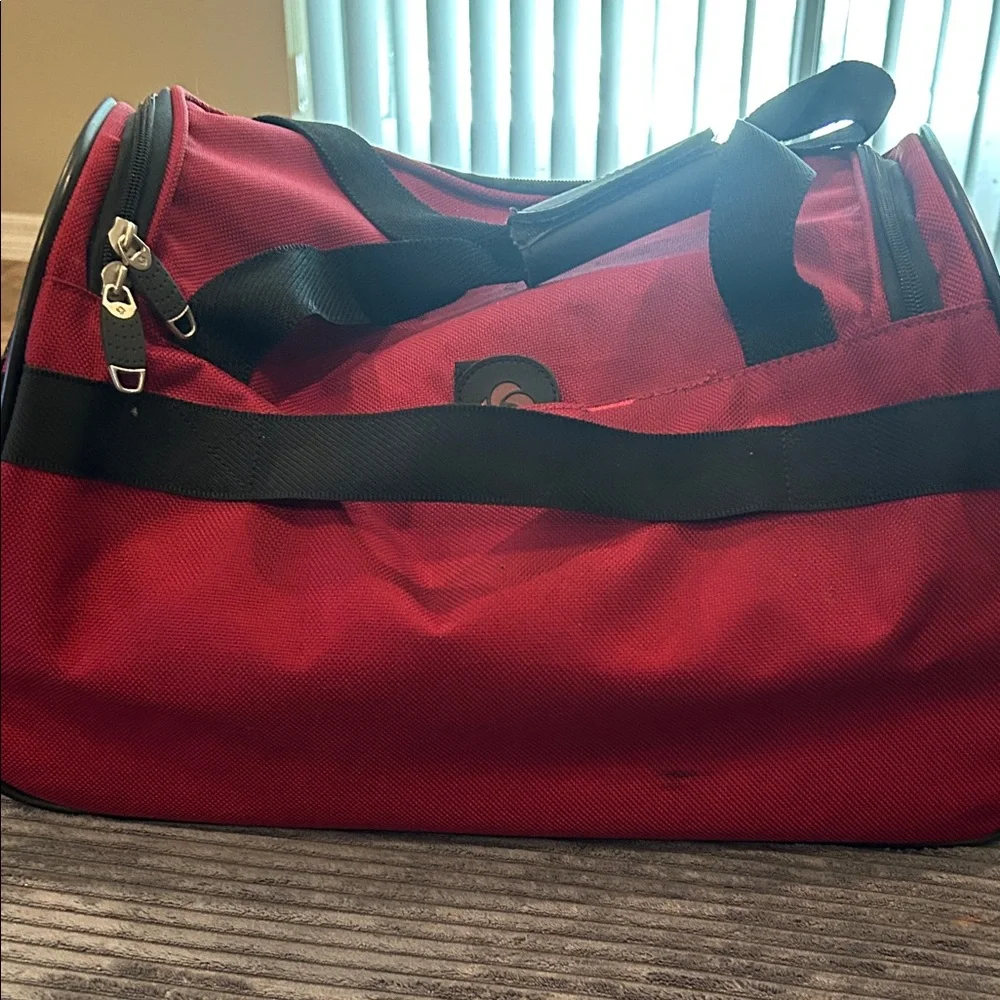 Samsonite Red and Black Duffel Bag with Shoulder Strap